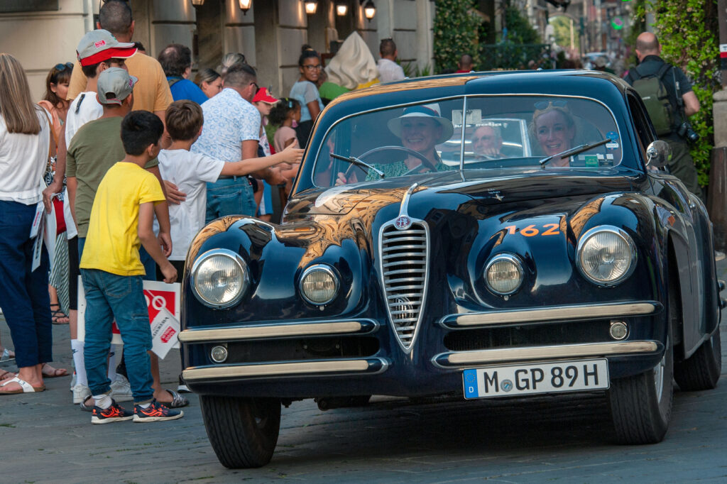 Oldtimer bei der Mille Miglia in Italien