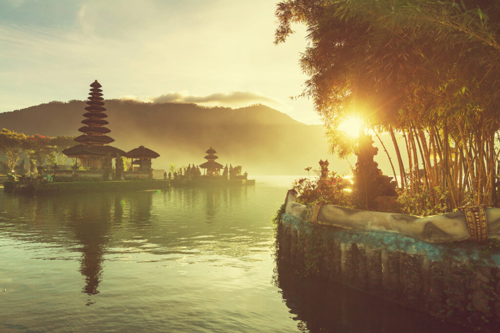 Blick auf eine Insel in Bali