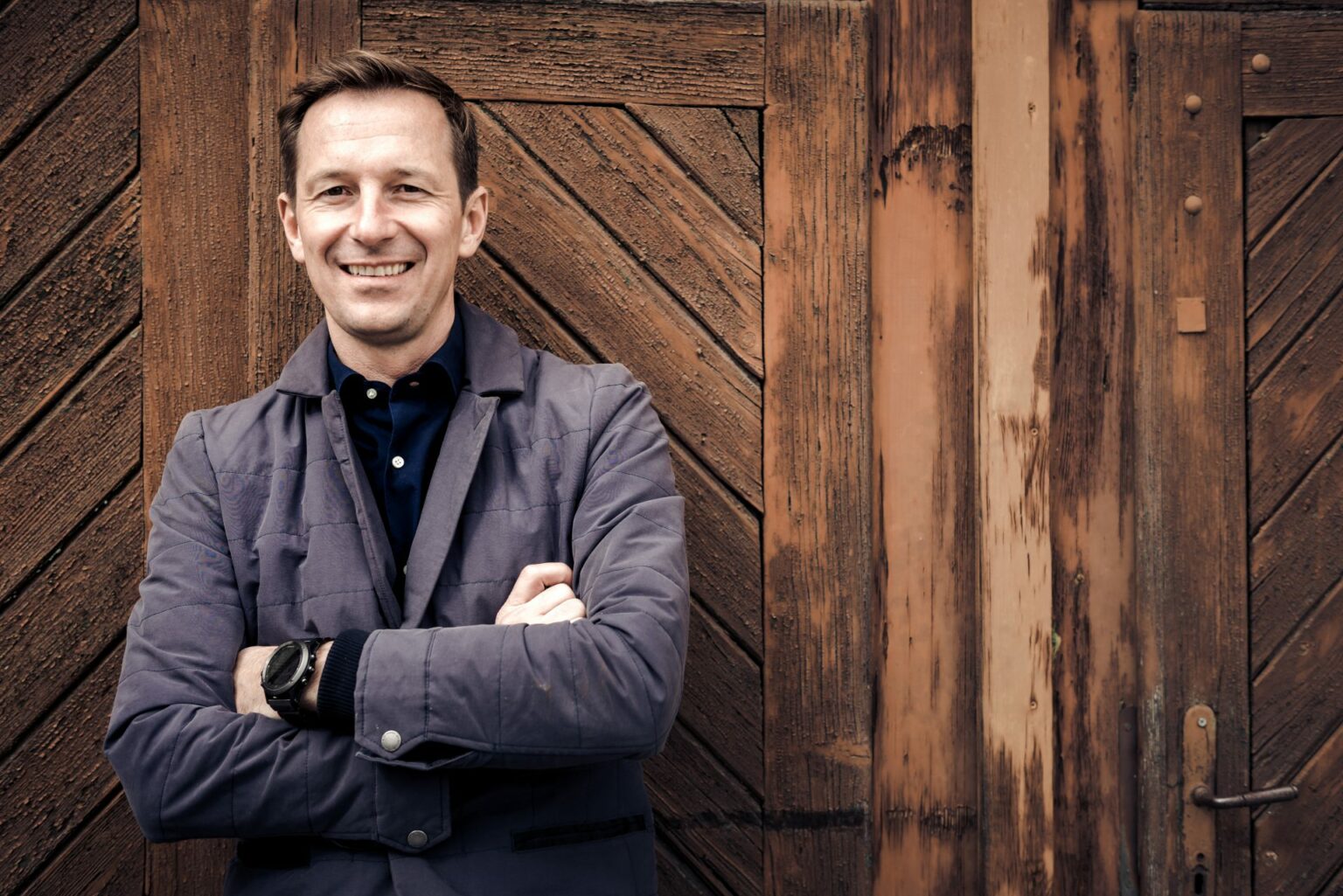 Manfred Kainz lächelt in die Kamera