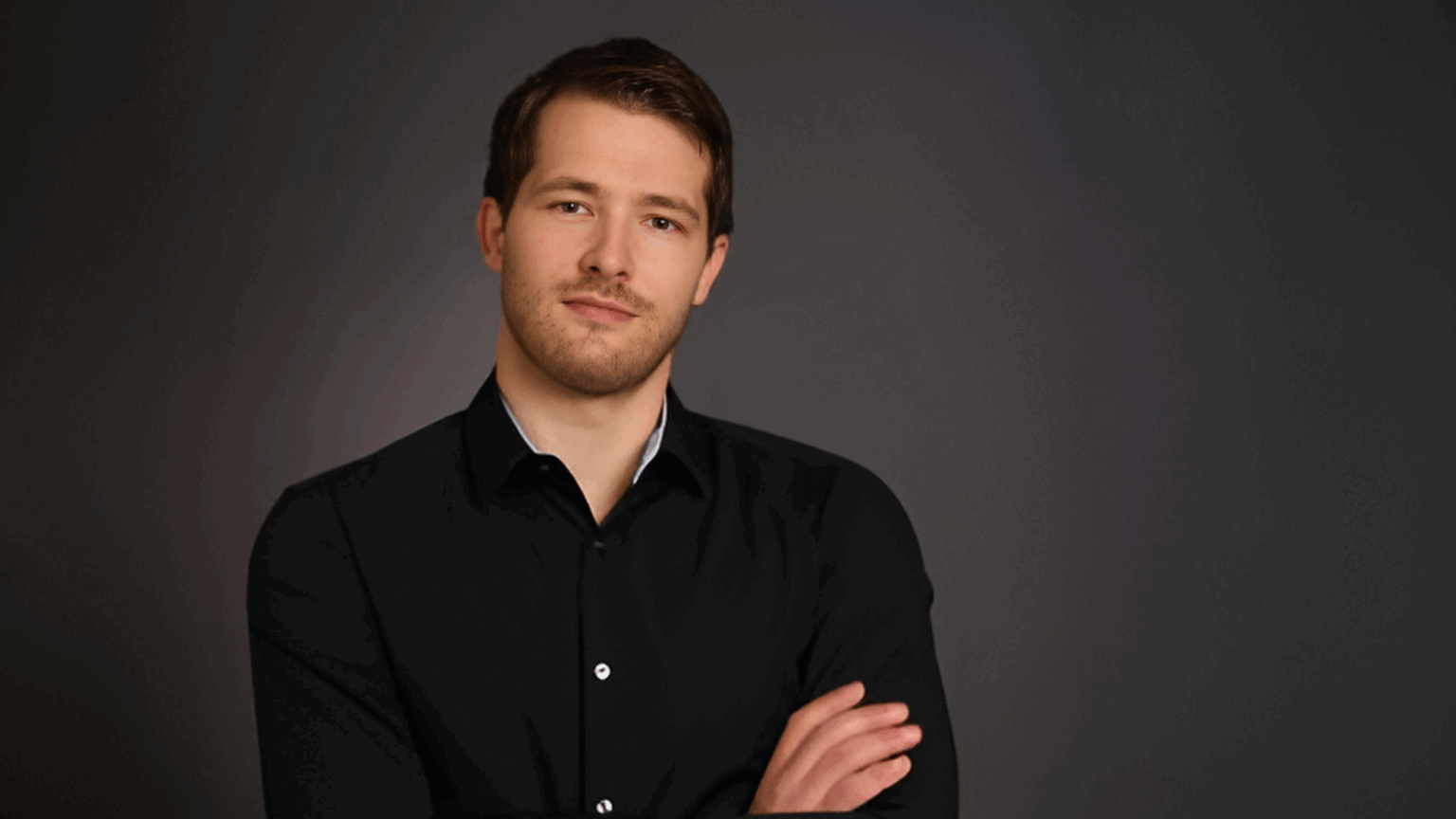 Andreas Brenkusch posiert für die Kamera