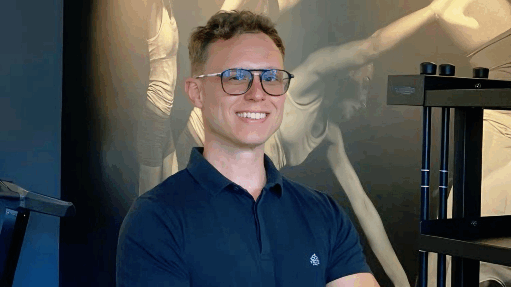 Daniel Witzl von ViennaFitPro: Spezialist für Sportrehabilitation und sensomotorisches Training mit Fokus auf individuelle Betreuung von Freizeit- und Leistungssportlern.