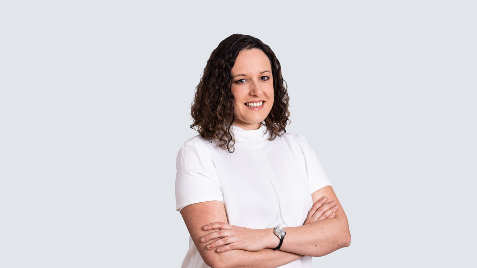Barbara Haiden ist eine erfahrene Unternehmensberaterin, spezialisiert auf Nachfolgeplanung, Strategieentwicklung und Prozessoptimierung für KMUs.