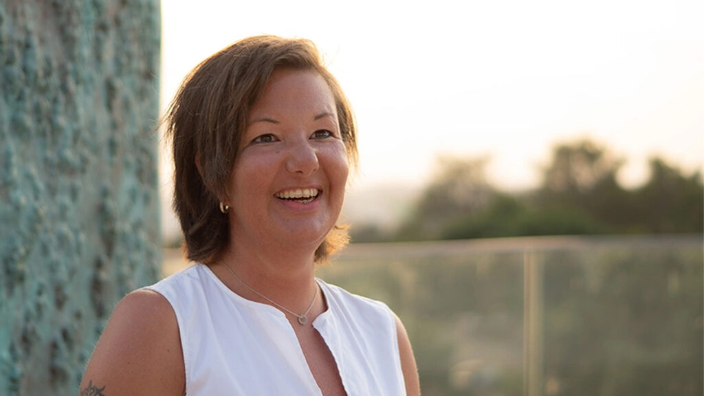 Mit ESSENTIAE bietet Franziska Gostner Business Coaching für Unternehmer, die komplexe Entscheidungen vereinfachen und nachhaltige Strategien entwickeln möchten.