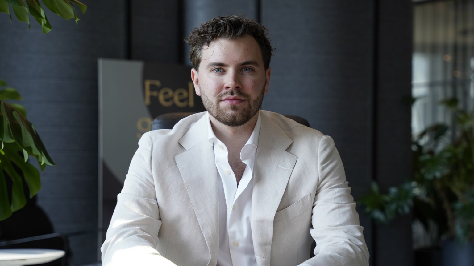 Tim Koppelmann, Mitgründer der SEOLabs GmbH, spezialisiert sich auf innovative Marketing-Lösungen für Unternehmen.